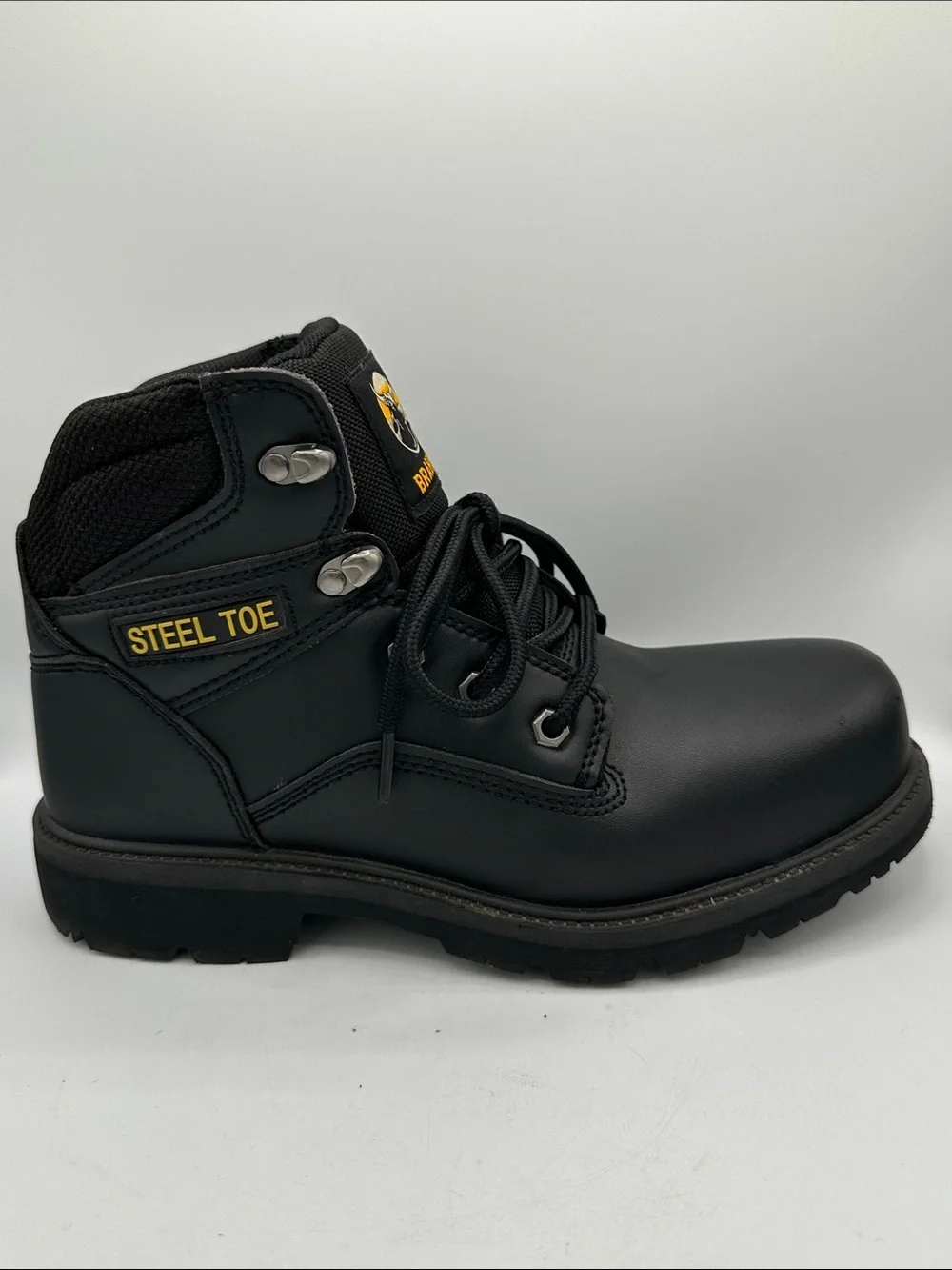 Brahma men's Gus black steel toe work boots, size 7W